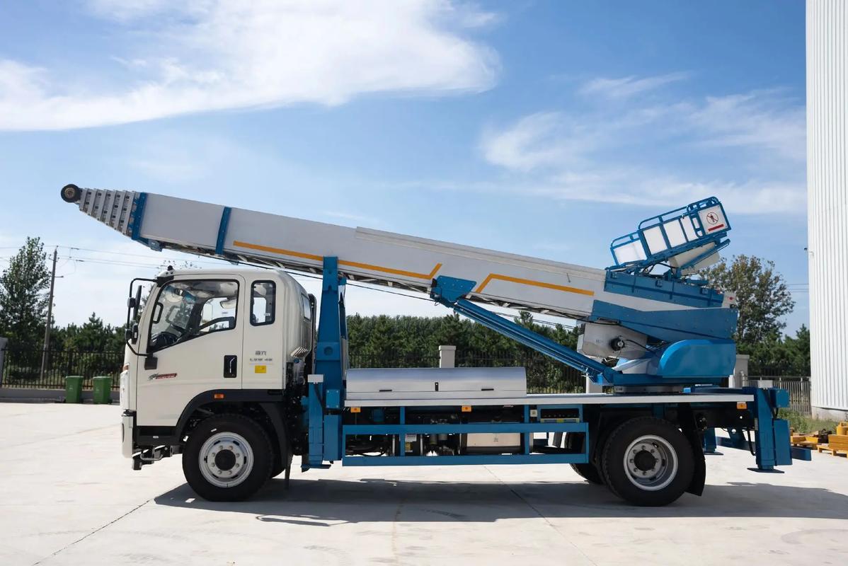 金门县云梯上料车租赁费用