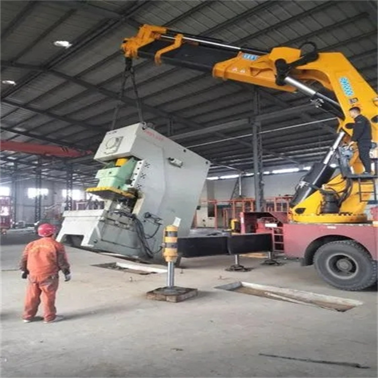 金门县80吨折臂吊车出租附近电话